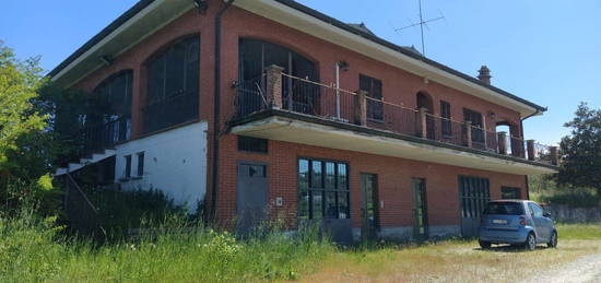 Villa in vendita in frazione Maccona