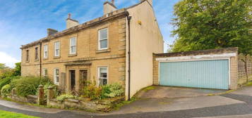 4 bedroom semi-detached house for sale