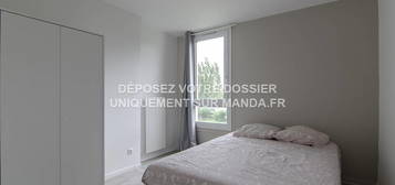 Location appartement 5 pièces 10 m²