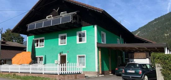 Moderniesiertes Bauernhaus in sonniger Lage