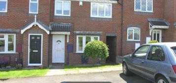 3 bed semi-detached house to rent