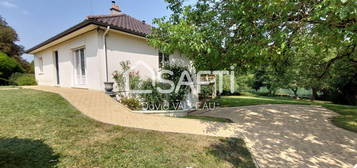 Magnifique maison au bord de l'eau