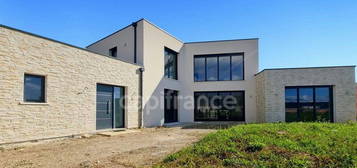 Maison 5 pièces 208 m²