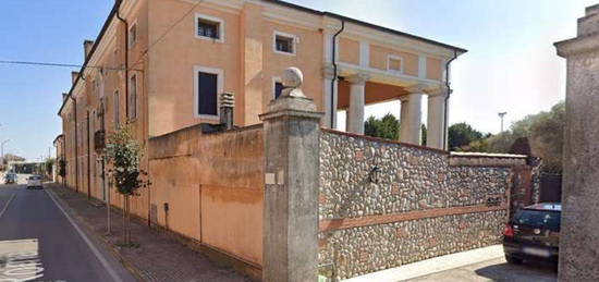 Villa in vendita in via Roma s.n.c