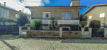 Moradia T3 em Areias, Santo Tirso