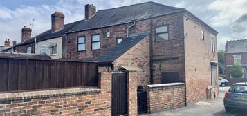 Flat to rent in Cotmanhay Road, Ilkeston DE7