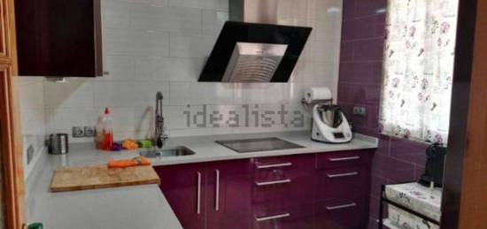 Chalet pareado en venta en  Jj, 1