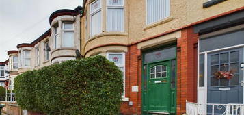 4 bedroom terraced house for sale