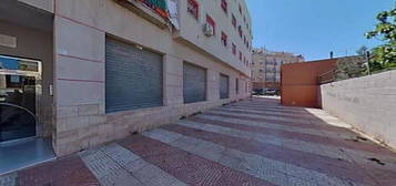 Piso en venta en calle Chafarinas