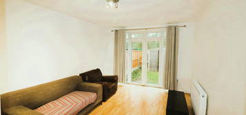 2 bedroom maisonette for sale