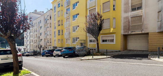 Apartamento T2 à venda em Sintra