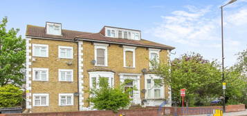 Flat to rent in Selhurst Road, Selhurst SE25