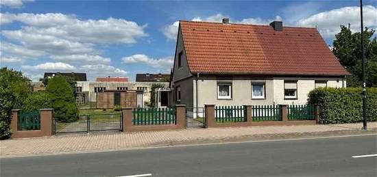 Doppelhaushälfe in der Lerchenbergsiedlung zu verkaufen