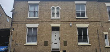 Terraced house to rent in Fitzwilliam Street, Peterborough PE1