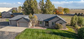 8002 Sunrise Cir, Frederick, CO 80516