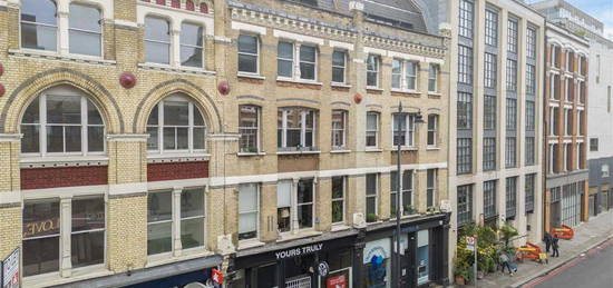 Flat for sale in Curtain Road, London EC2A