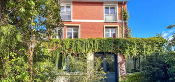 Maison 2 étages  à vendre, 9 pièces, 7 chambres, 155 m²