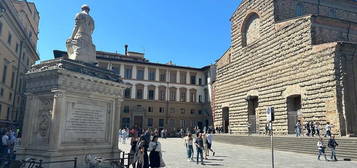 Palazzo - Edificio piazza di San Lorenzo, Duomo, Firenze