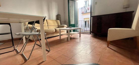 Apartamento de alquiler en Moratin, Cortes - Huertas