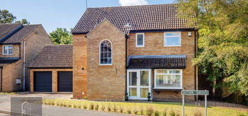 4 bed detached house for sale