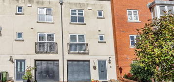 2 bed terraced house for sale