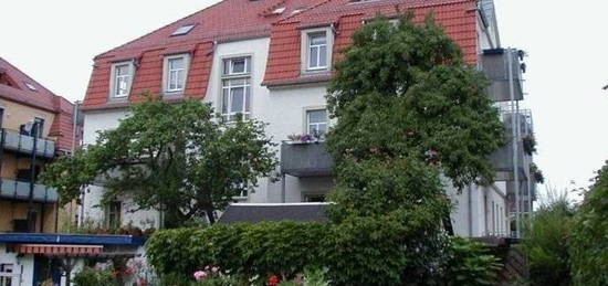 Sonn. 2-RW m. großem sonnigen Balkon direkt an den Kleingärten in DD-Mickten