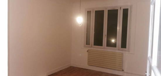 Chambre 15m2 à louer pour 1 ou 2 personnes