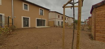 Maison  à louer, 4 pièces, 3 chambres, 87 m²