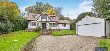 Property for sale in Hangmans Lane, Welwyn AL6