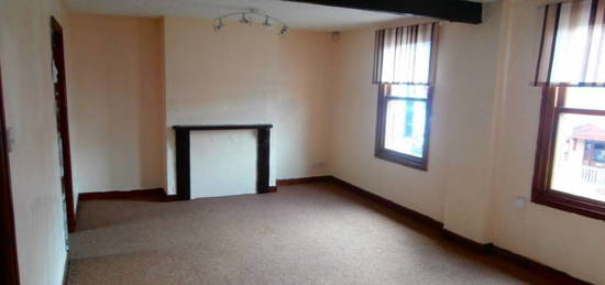 2 bed flat to rent