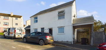 2 bedroom semi-detached house to rent