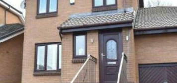 3 bedroom detached house