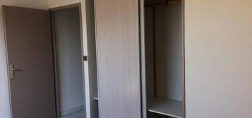 Appartement  à louer, 2 pièces, 1 chambre, 56 m²