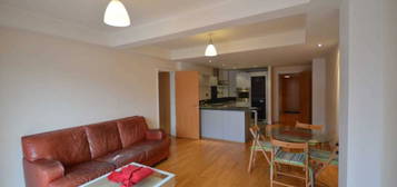 2 bed flat to rent