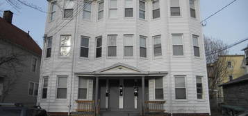 116 Rennell St, Bridgeport, CT 06604