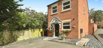 3 bed detached house for sale