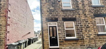 2 bedroom end of terrace house