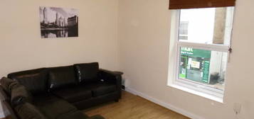 3 bed shared accommodation to rent