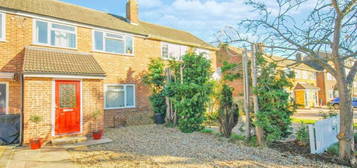 Terraced house to rent in Woodland Avenue, Brentwood, Essex CM13