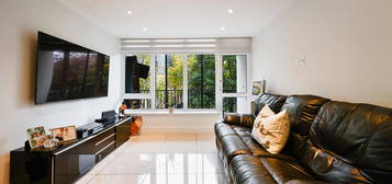 Flat for sale in Heather Close, London SW8