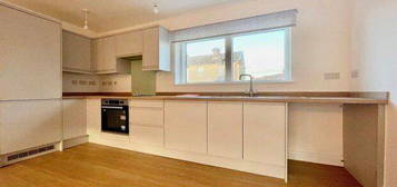 2 bed flat to rent