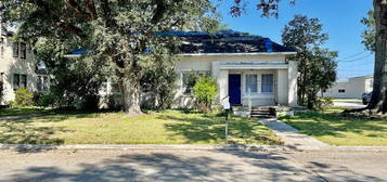 421 Sunset Ave, Houma, LA 70360