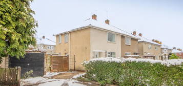 2 bedroom semi-detached house for sale