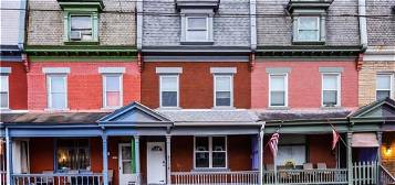 5138 Dearborn St, Pittsburgh, PA 15224