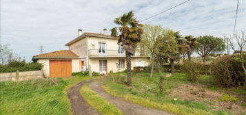 Maison  à vendre, 3 pièces, 2 chambres, 140 m²