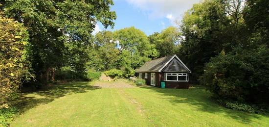 1 bedroom detached bungalow