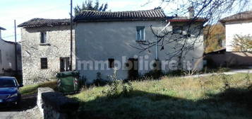 Sasso, da ristrutturare, 160 m², Salice Terme, Godiasco Salice Terme