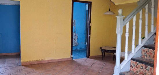 Casa de pueblo en venta en  La Fontina, 88