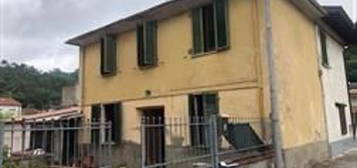 Appartamento all'asta in via San Lazzaro, 14