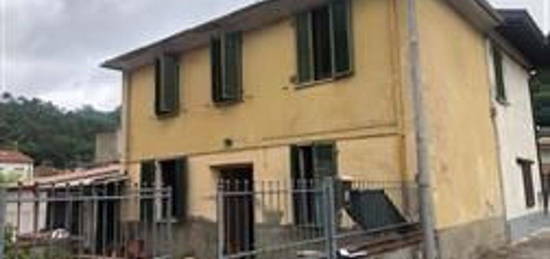 Appartamento all'asta in via San Lazzaro, 14